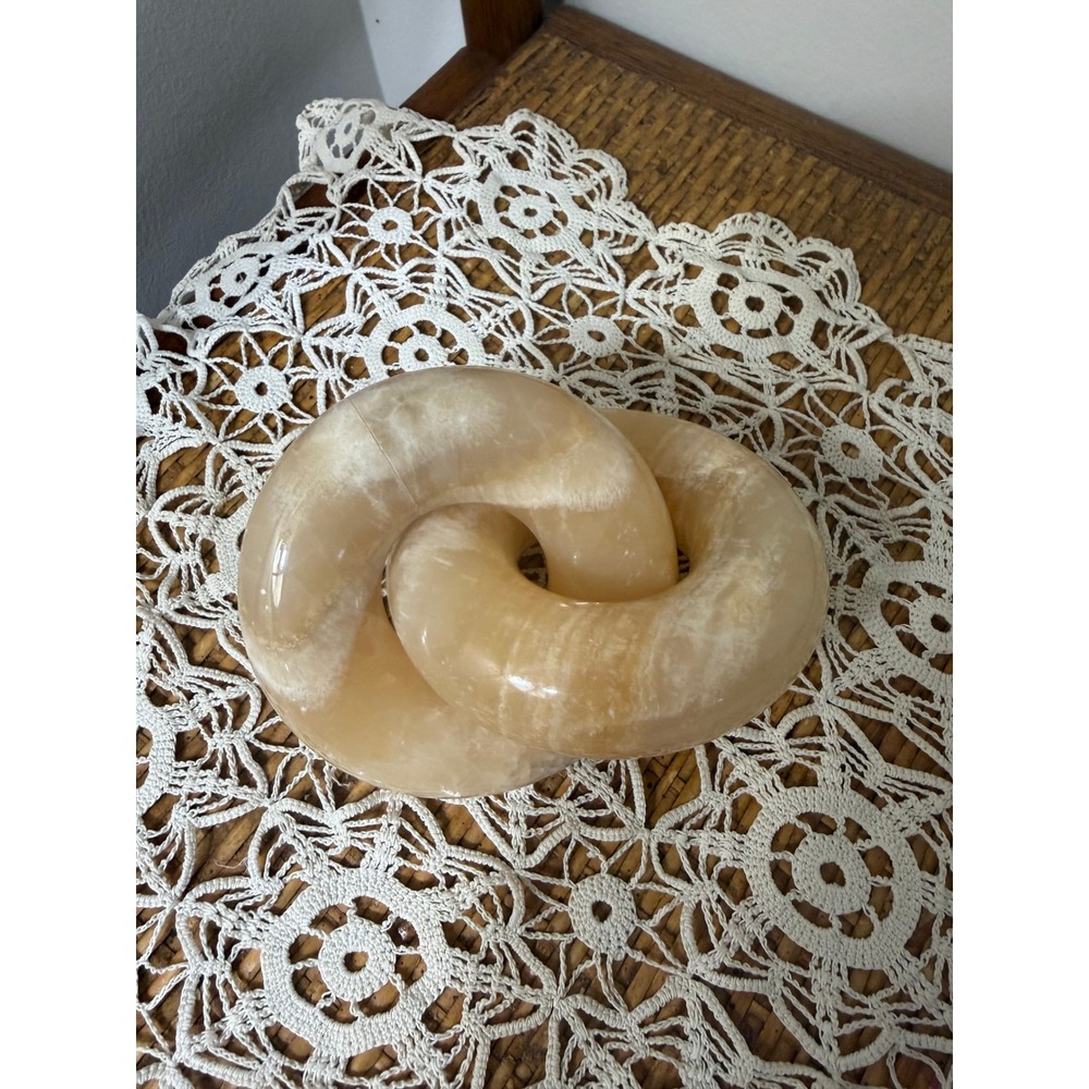 Vintage Honey Onyx Interlocking Chain Link Sculpture Carved Stone Knot Decor